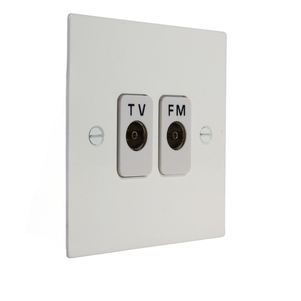 Gloss White Metal Flat Plate TV/FM Isolated Co-Axial Socket White