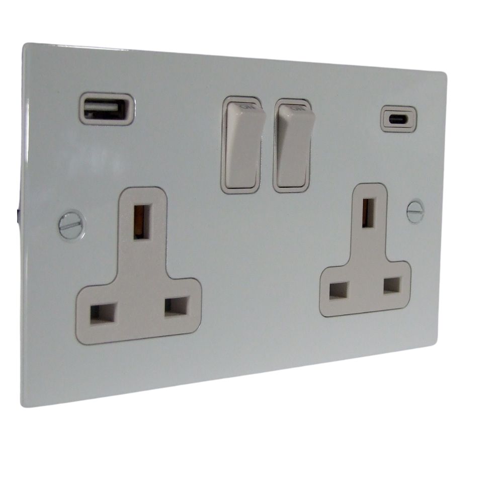 Gloss white Metal Flat Plate Double Switched USB A+C Socket White