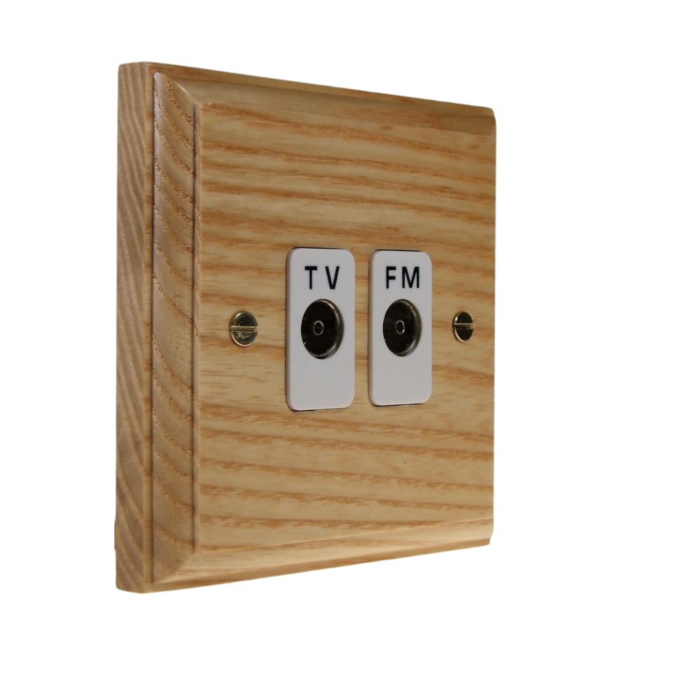Classic Ash Double TV/FM Co-Axial Isolated Socket White
