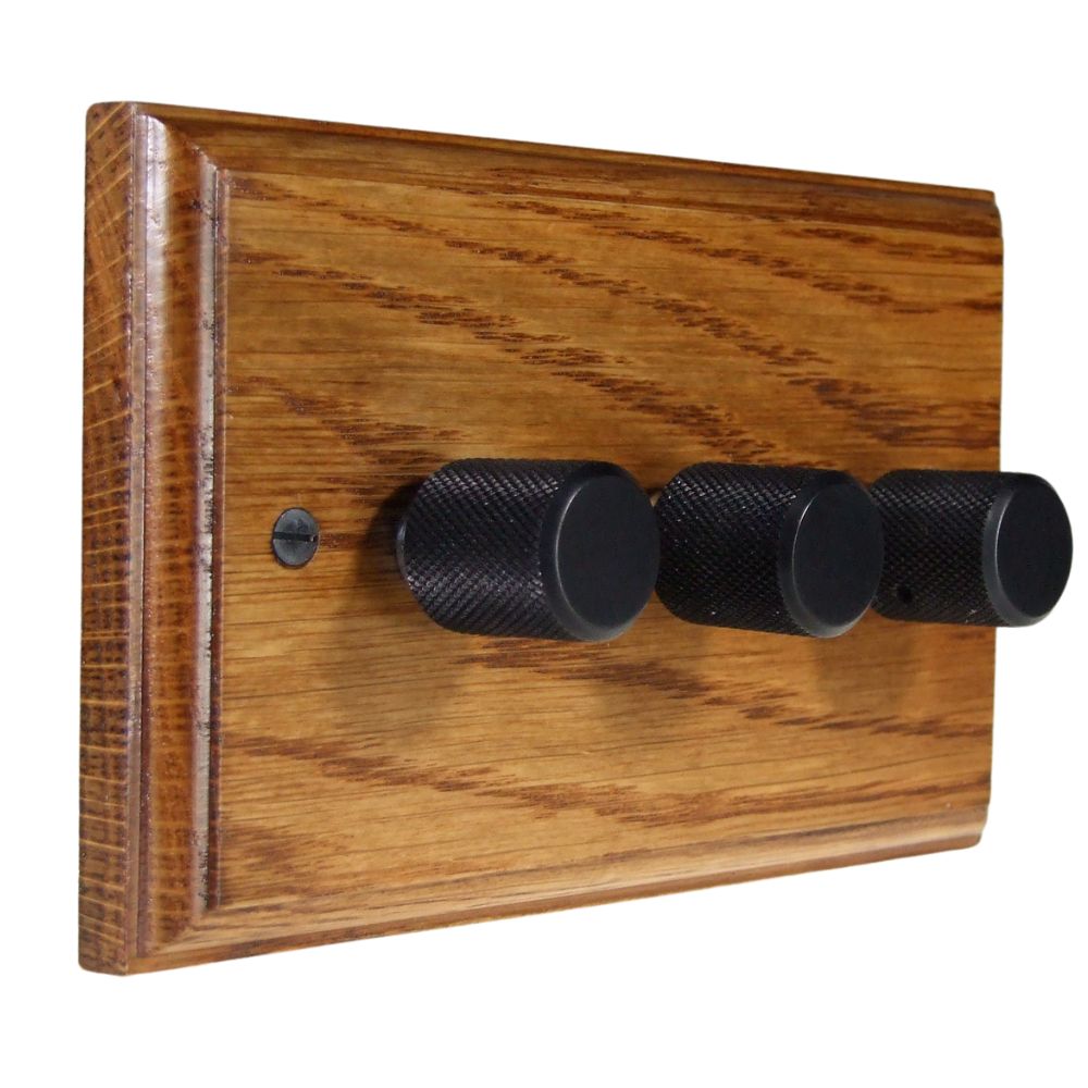 Classic Medium Oak Triple LED Dimmer Retro Black Caps