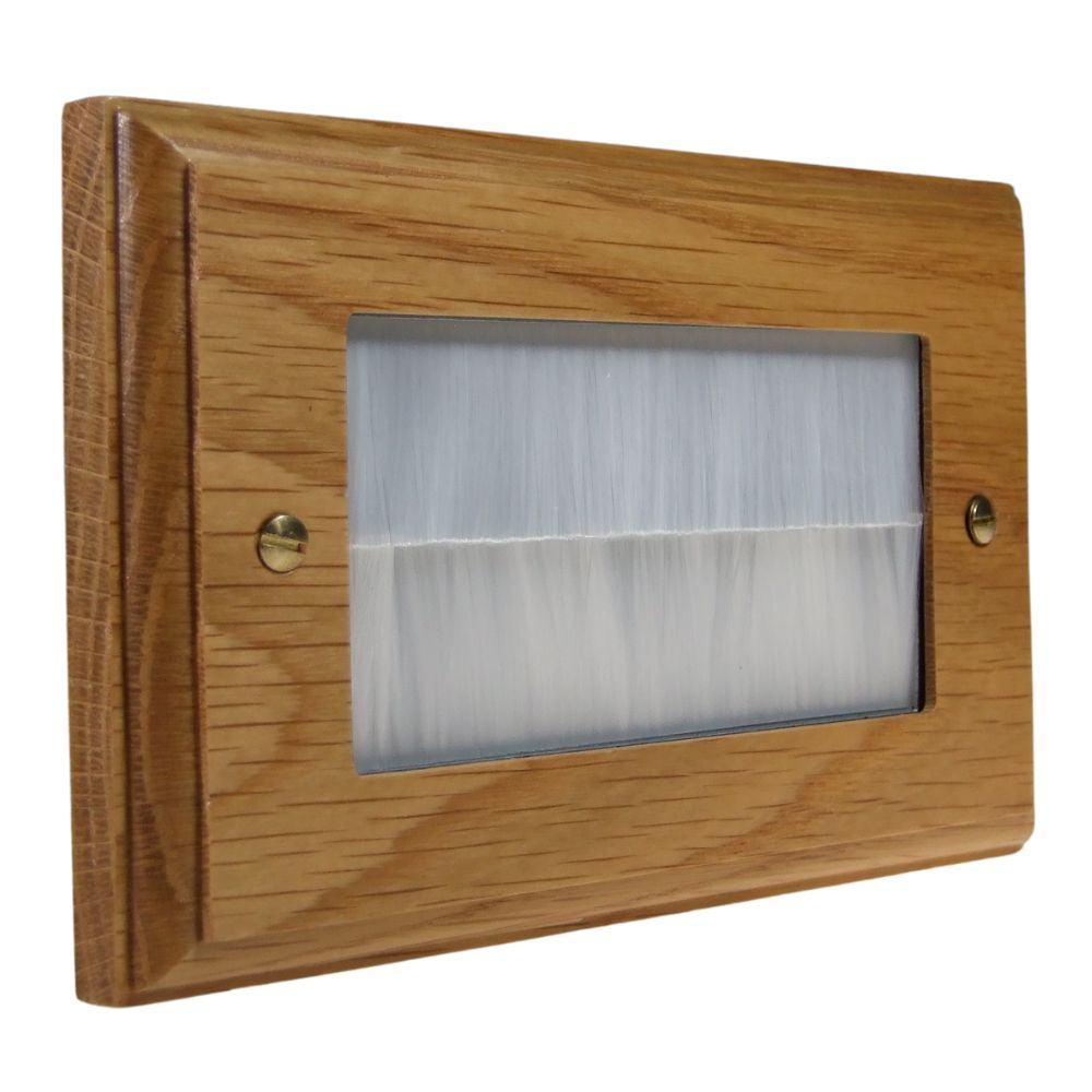 Classic Oak Twin Brush Plate White