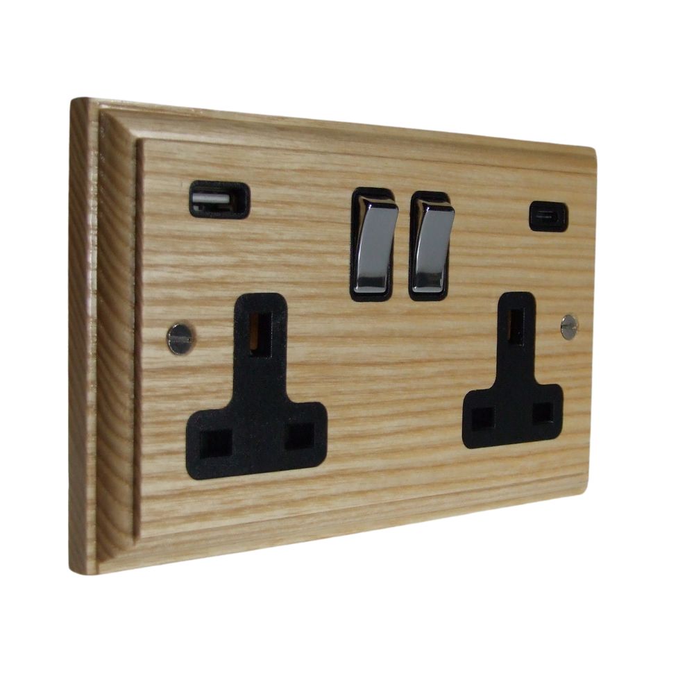 Classic Ash Double Switched Socket with A+C USB Polished Chrome and White