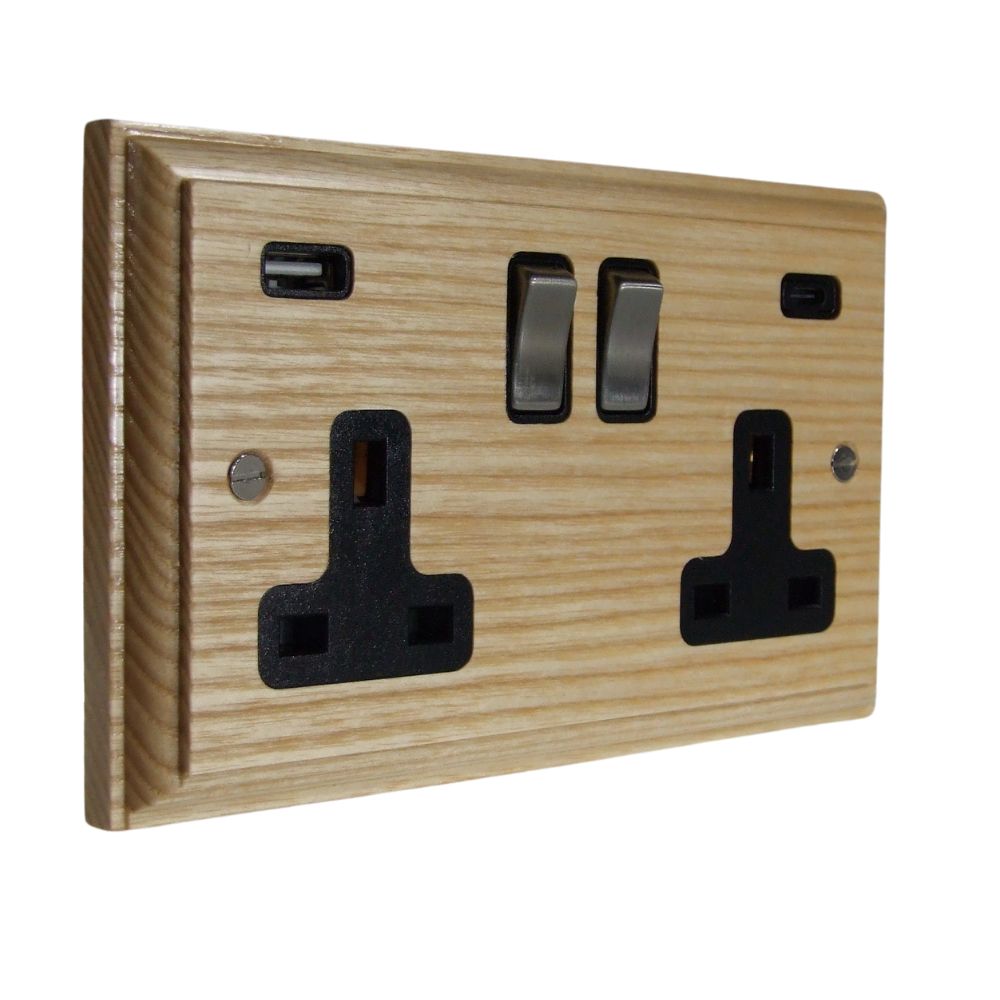 Classic Ash Double Switched Socket with A+C USB Satin Stainless and White