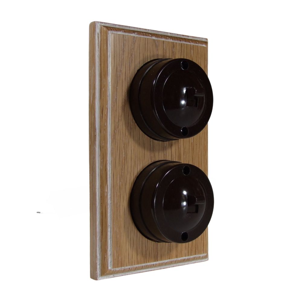 Linden Brown 2-Gang Vertical 2-Way Bakelite Switch in Limed Oak
