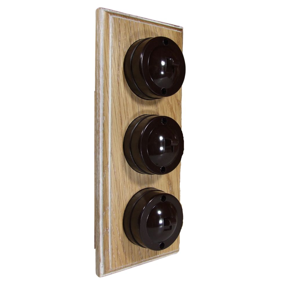 Linden Brown 3-Gang Vertical 2-Way Bakelite Switch in Limed Oak