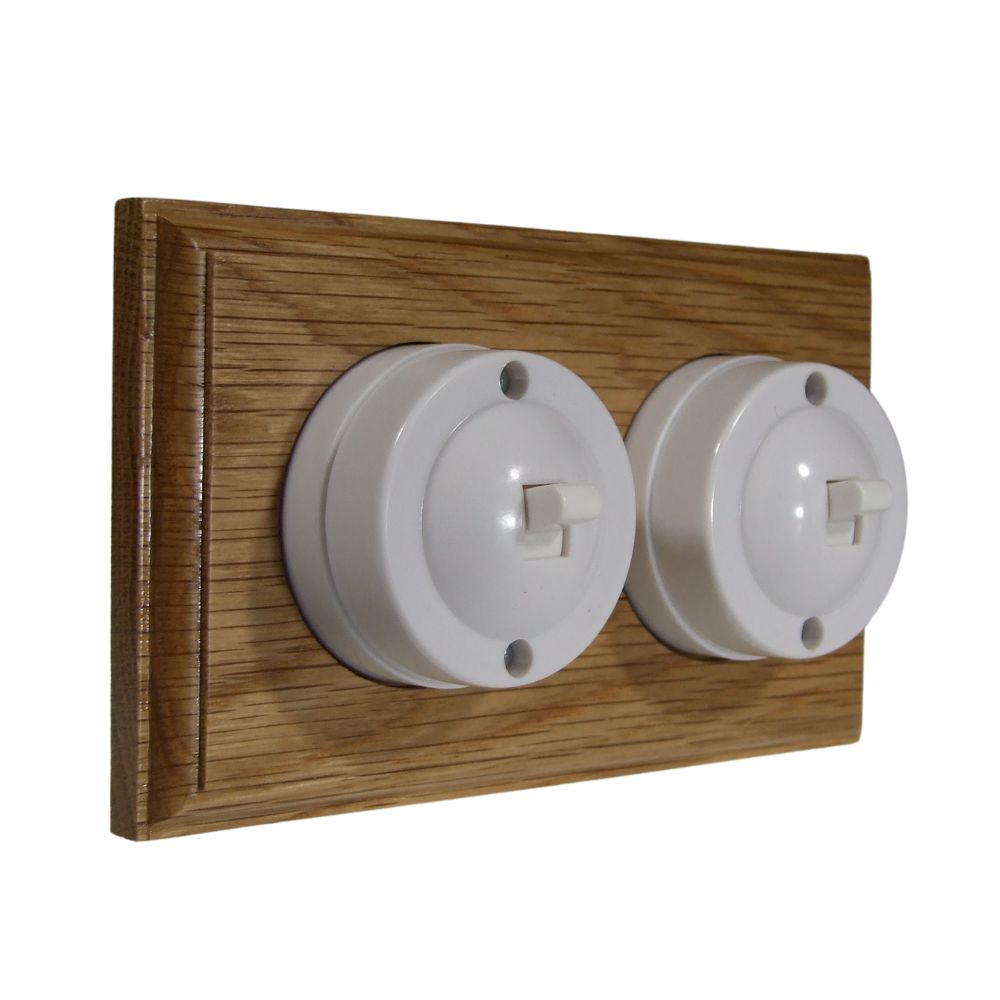 Linden White 2-Gang Horizontal 2-Way Bakelite Switch in Oak