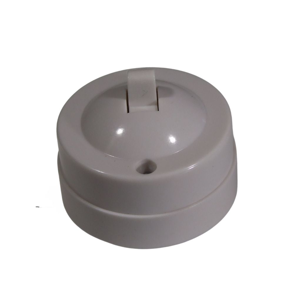 Linden White 2-Way 6-Amp Bakelite Switch