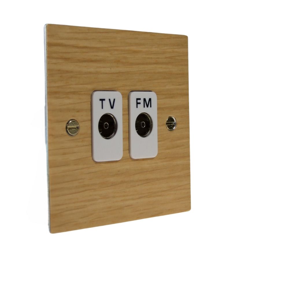 Oak Veneer Double TV/FM Co-Axial Isolated Socket White