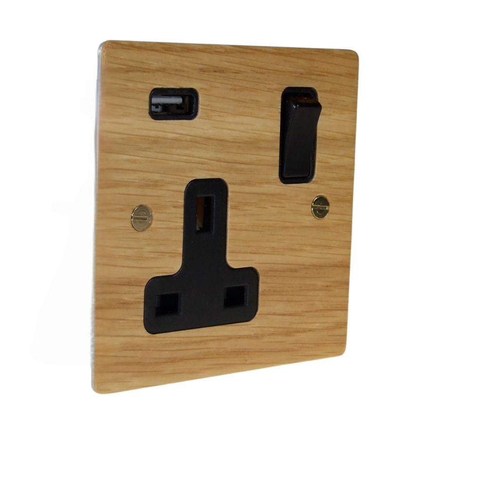 Oak Veneer Single Switched Socket with USB White