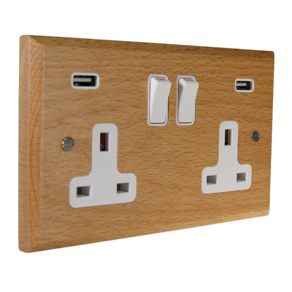 Scandic 2-Gang 13-Amp Switched USB Socket in Beech