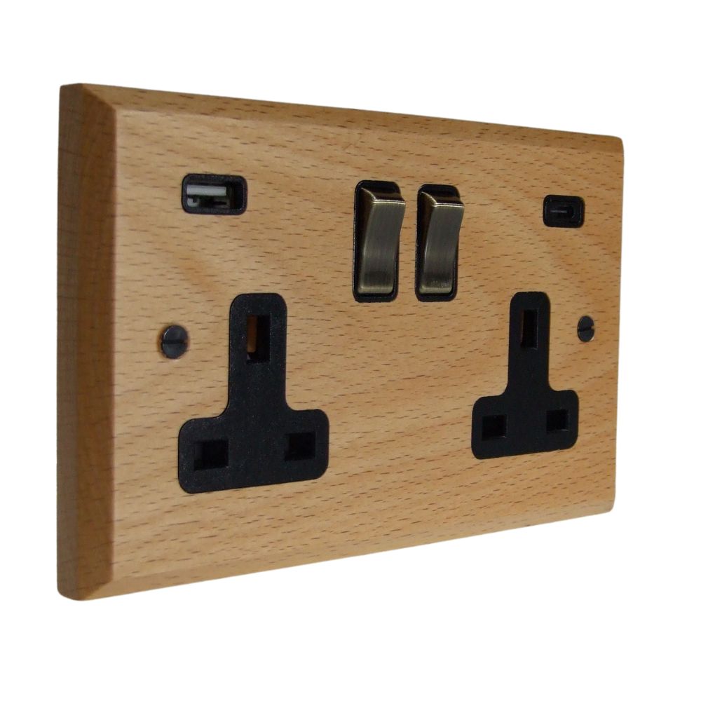 Scandic 2-Gang 13-Amp Switched USB A+C Socket in Beech