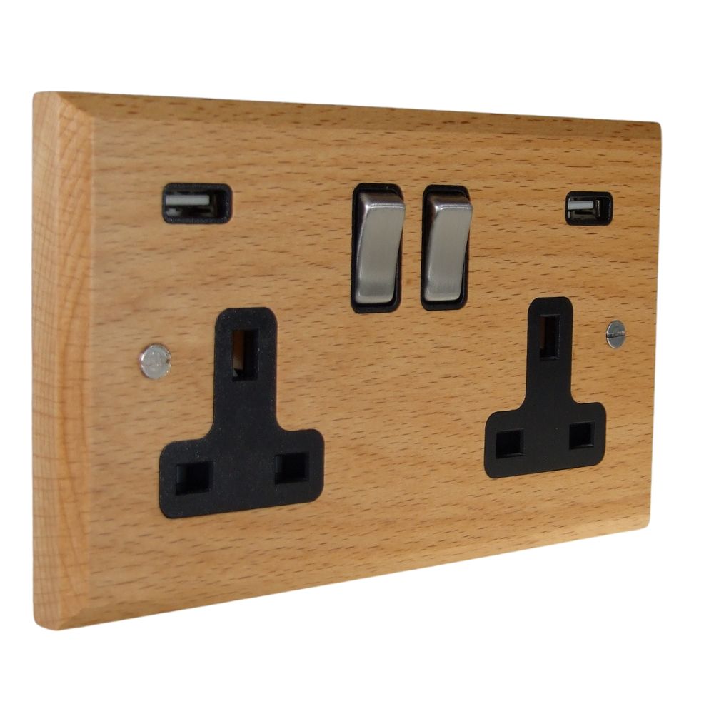 Scandic 2-Gang 13-Amp Switched USB Socket in Beech