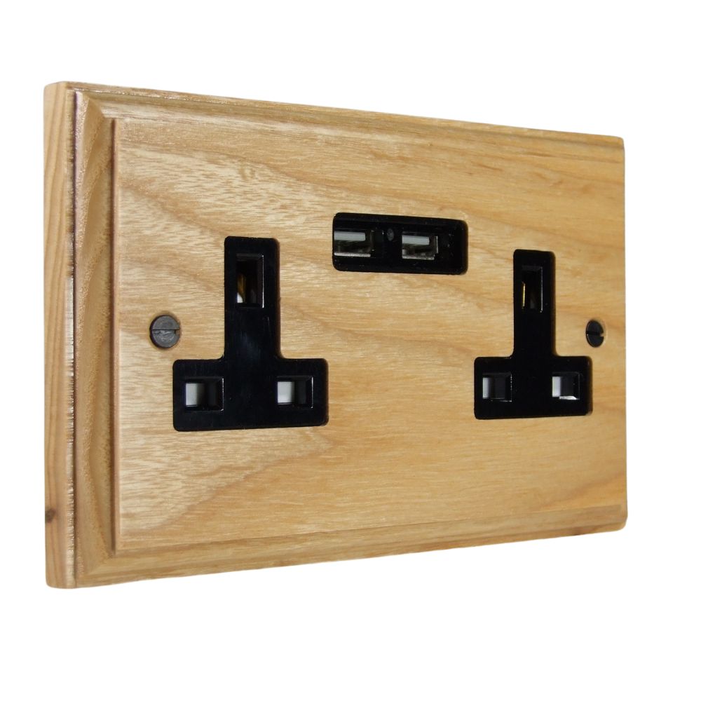 Classic Ash Unswitched Double Socket with USB Black